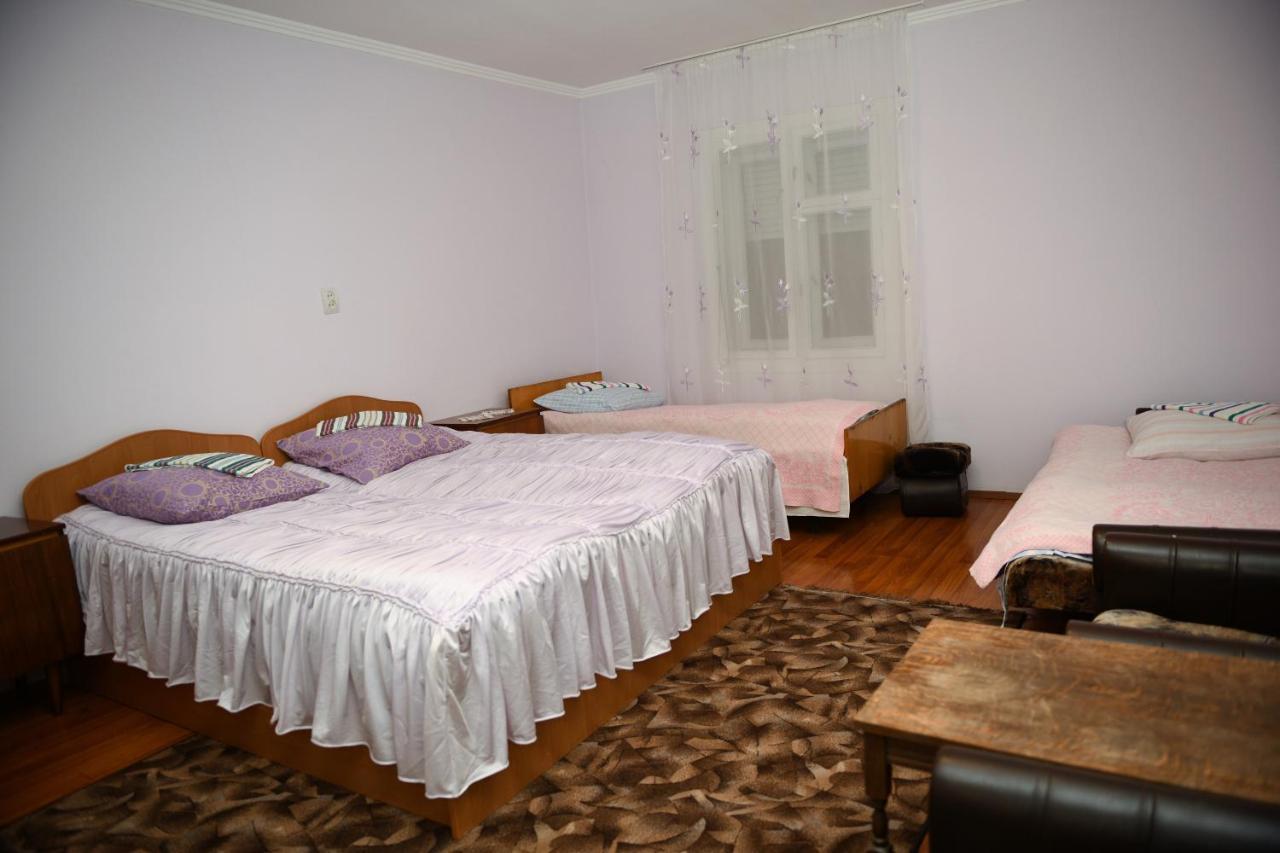 Гостинний Двір Євгенія Hotel Mizhhirya  Exterior photo